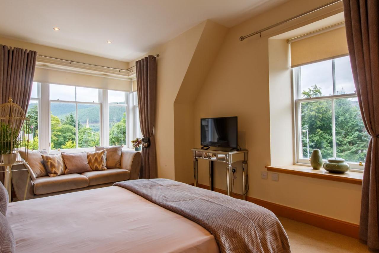 St Andrews House Hotel Ballater Ngoại thất bức ảnh